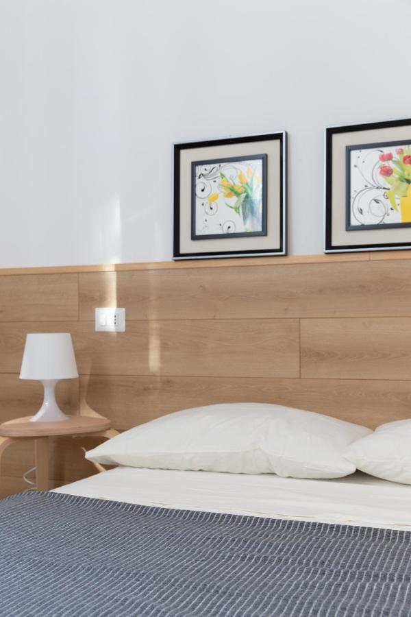 New Exclusive Melegnano Apartments- Near Train Station المظهر الخارجي الصورة