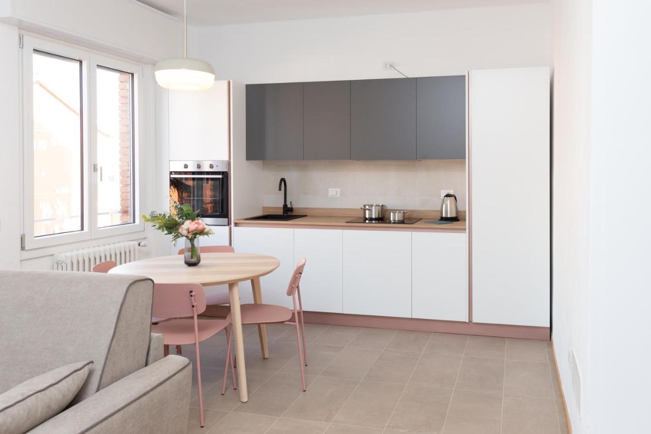 New Exclusive Melegnano Apartments- Near Train Station المظهر الخارجي الصورة